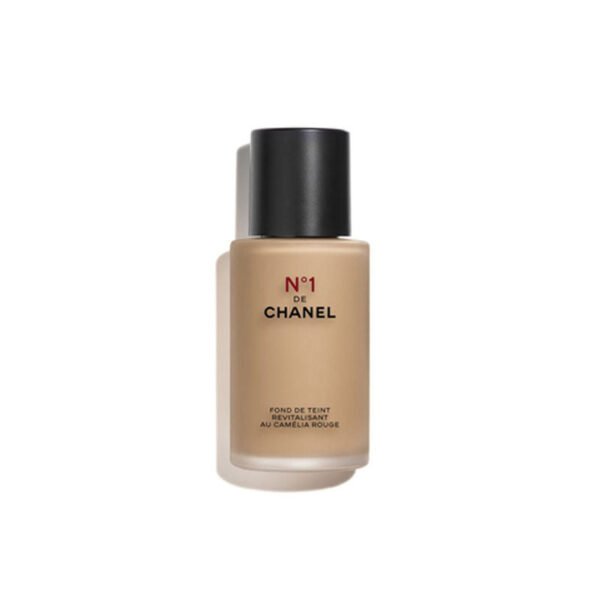 Chanel N°1 De Chanel Revitalising Foundation Illuminates - Hydrates - Protects - B70