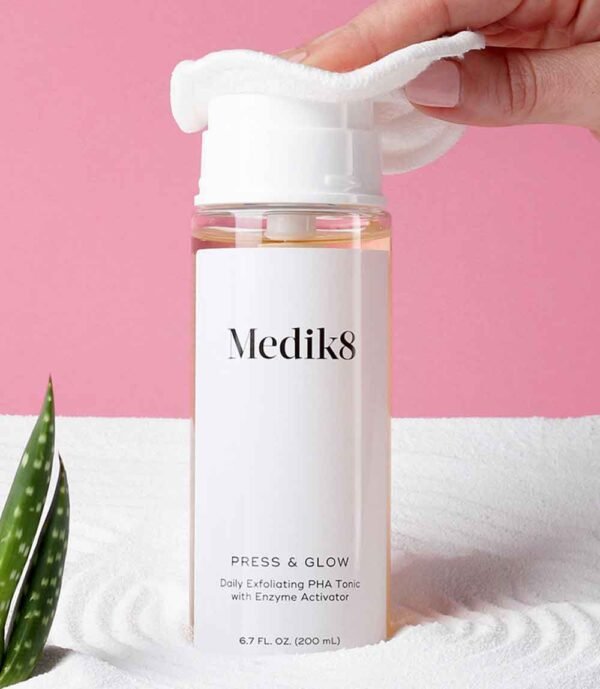 Press & Glow Daily Exfoliating Activator